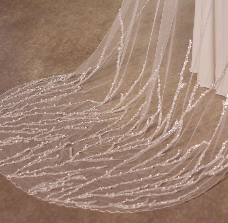 Wedding Veil - Elegant Vertical Lines with Sequins and Beads