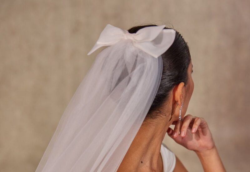 Elegant Bow Wedding Veil - Very Soft Silk Tulle- Romantic Bridal Accessory for Timeless Beauty