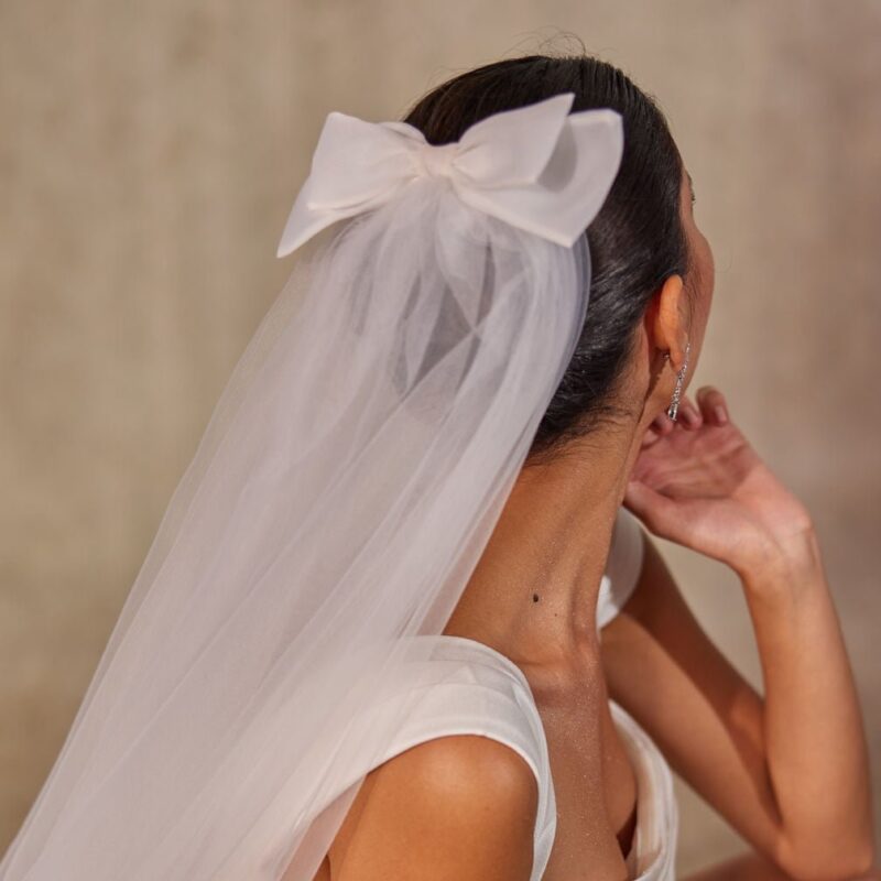 Elegant Bow Wedding Veil - Very Soft Silk Tulle- Romantic Bridal Accessory for Timeless Beauty