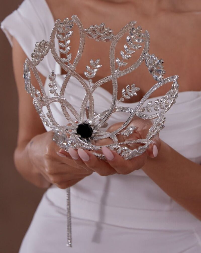 Bride Bouquet Holder, Silver Color, Luxury Wedding Accessories