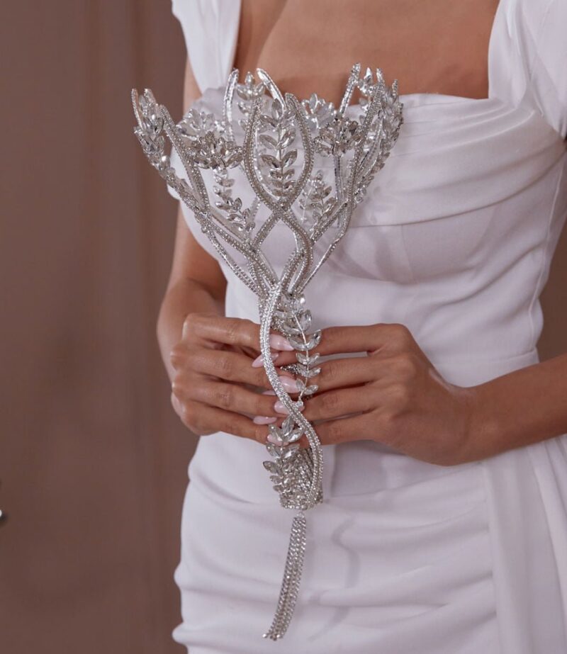 Bride Bouquet Holder, Silver Color, Luxury Wedding Accessories